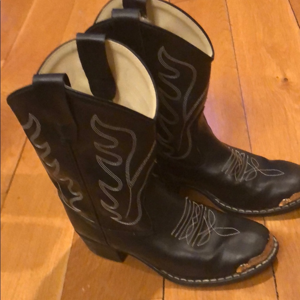 Boys cowboy boots
